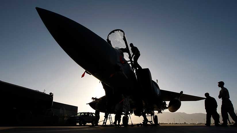 EE.UU. despliega aviones F-15 y 260 efectivos en Países Bajos 