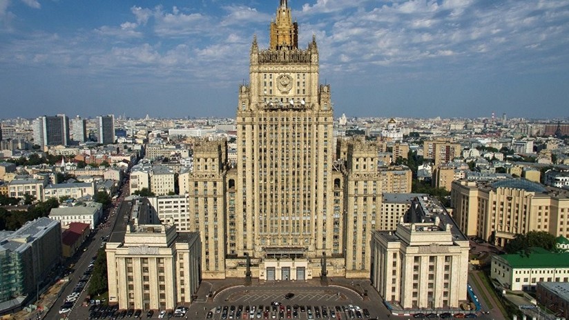 Moscú: "La expulsión de diplomáticos persigue la política de agravar la situación"