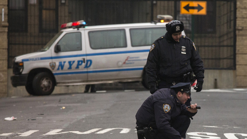 En Nueva York aprueban un proyecto de ley que prohíbe a policías tener sexo con detenidos