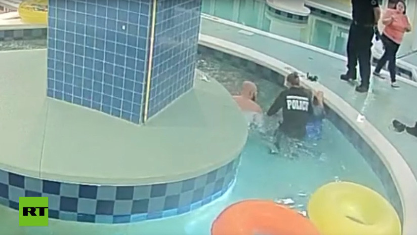 VIDEO: Un niño sobrevive tras ser succionado por una tubería de una piscina en EE.UU.