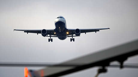 Autoridades europeas de aviación alertan a aerolíneas del riesgo de "ataques aéreos contra Siria"