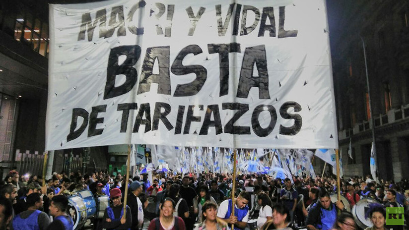 FOTOS: Miles de argentinos protestan contra el FMI y la escalada de precios
