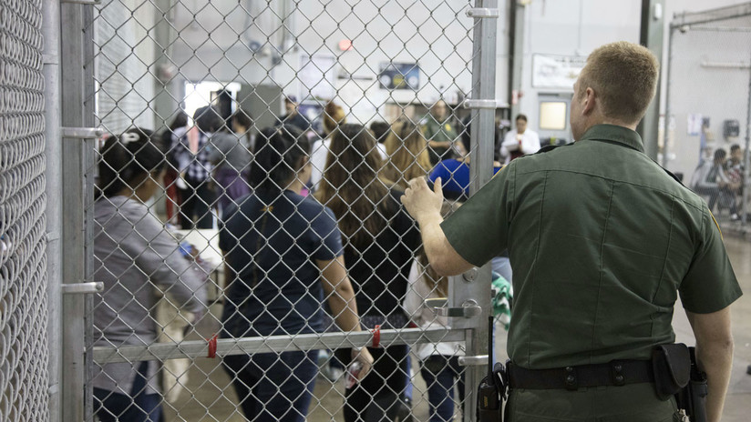 Las jaulas donde EE.UU. encierra a los niños de los migrantes indocumentados (VIDEOS, FOTOS)