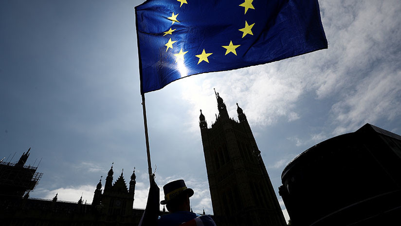 Reino Unido promulga la ley sobre su salida de la Unión Europea