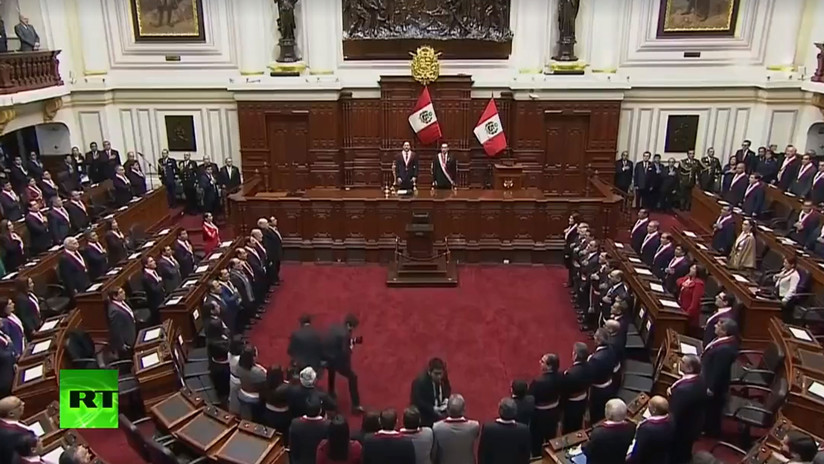 "Seremos implacables": El presidente de Perú anuncia medidas para combatir la corrupción