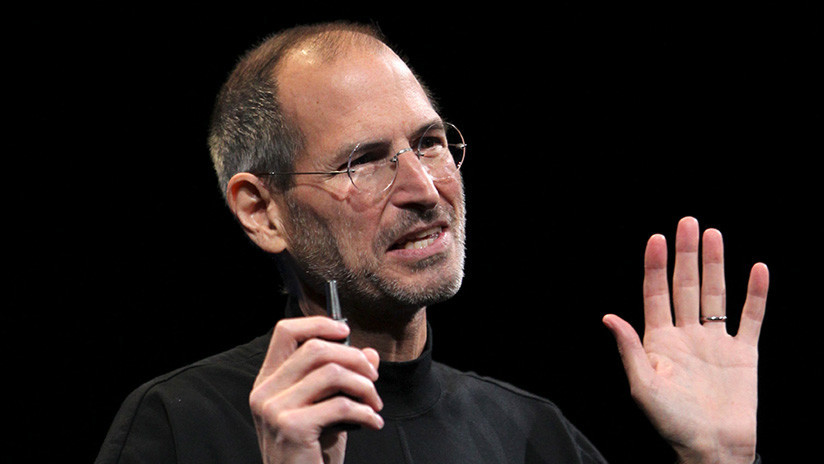 "Le asigné cualidades místicas": Hija de Steve Jobs comparte complicados recuerdos sobre su padre 
