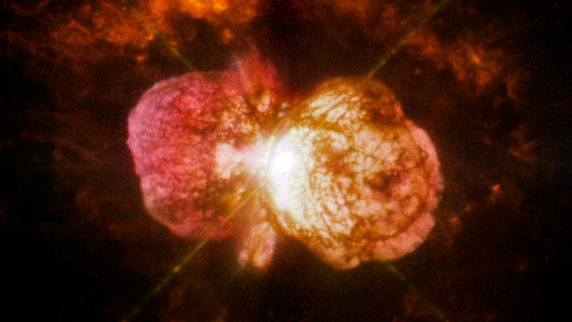 Eta Carinae: Revelan el secreto de la estrella 'inmortal' que sobrevivió a una explosión masiva