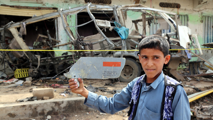 CNN: La bomba que mató a 40 niños en un autobús escolar en Yemen fue fabricada en Estados Unidos