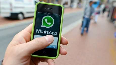 Alertan sobre una amenaza a las fotos y documentos que enviamos por WhatsApp