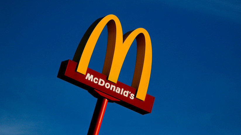 VIDEOS: El gerente de un McDonald's echa a unos musulmanes negros amenazados por un hombre armado