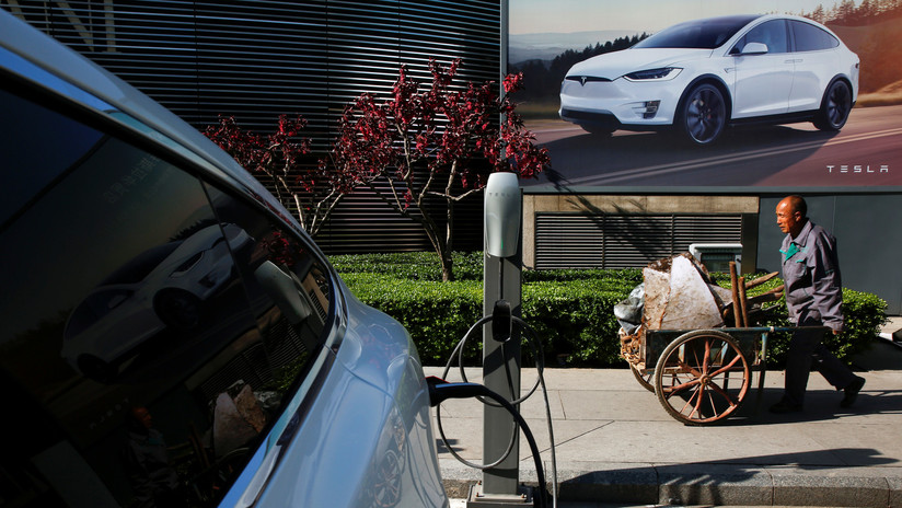 Guerra comercial: Tesla reduce hasta en un 26 % los precios de sus autos en China