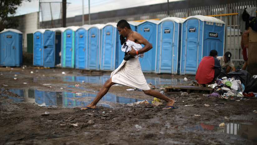 Suciedad, piojos y varicela: Las duras condiciones en que viven los migrantes de la caravana