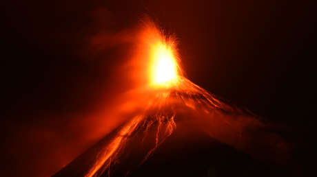 VIDEO: Momento exacto de la erupción del Volcán de Fuego en Guatemala
