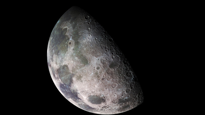 FOTOS: China lanza una sonda para explorar el lado oscuro de la Luna
