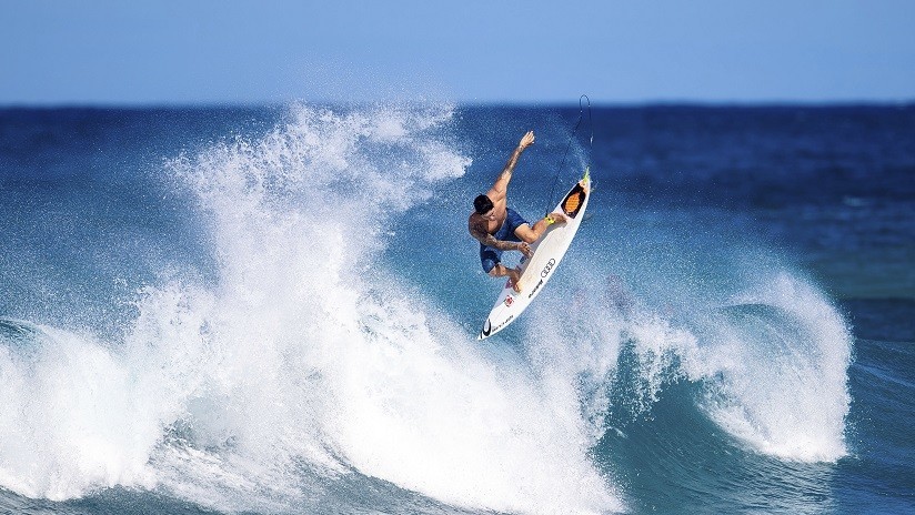 VIDEO: Un surfista reclama el récord mundial tras remontar una ola de 30 metros