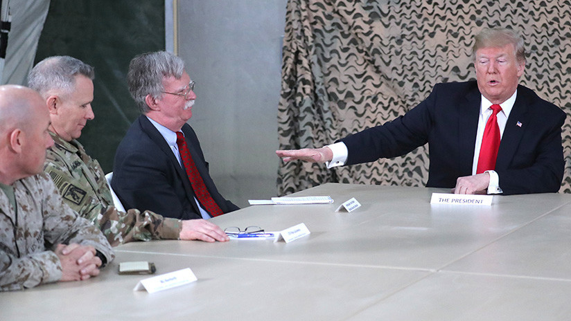 Trump no se reunió con los líderes de Irak durante su visita sorpresa debido a "desacuerdos"