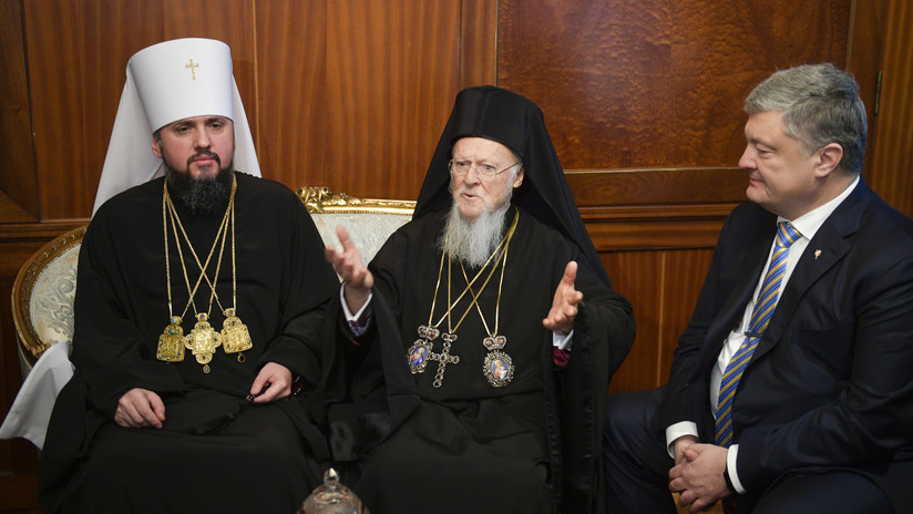 El patriarca de Constantinopla otorga la autocefalía a la Iglesia de Ucrania