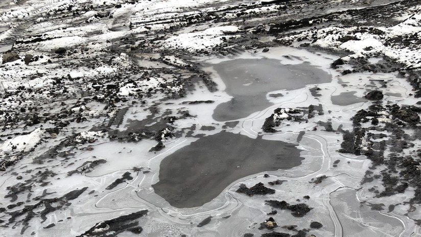 Esta foto 'aérea' de lagos congelados no es lo que parece