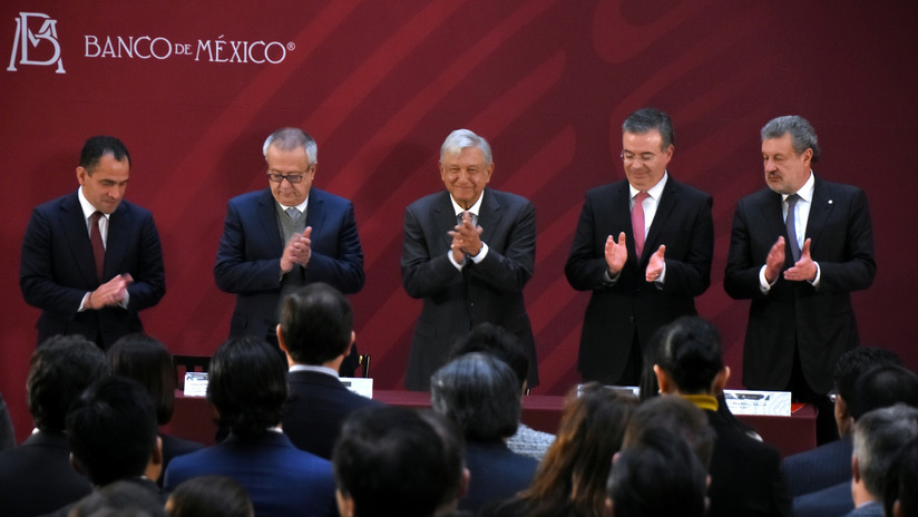 López Obrador "gana la batalla" a la Suprema Corte: Ministros reducirán sus salarios