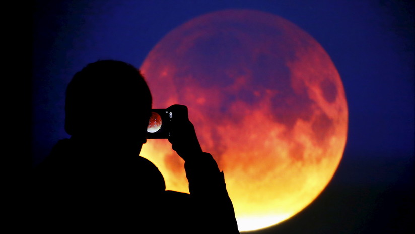 ¡Visible en toda América!: Cómo y cuándo observar la 'superluna de sangre' (INFOGRAFÍAS)