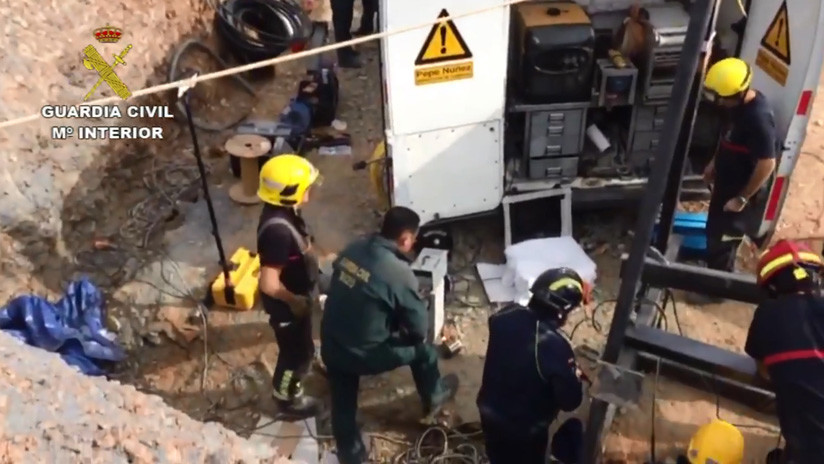 VIDEO: Primeras imágenes de las labores de rescate del niño de 2 años atrapado en un pozo en España