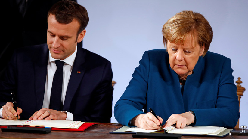 Alemania y Francia firman un tratado para abrir una nueva página en la cooperación bilateral