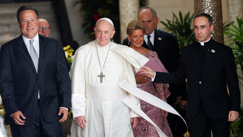 El papa Francisco "sigue de cerca" la situación en Venezuela