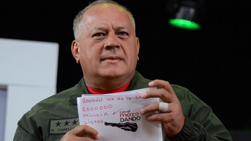 "2.000.000 en milicia, listos": Cabello responde al polémico apunte de Bolton