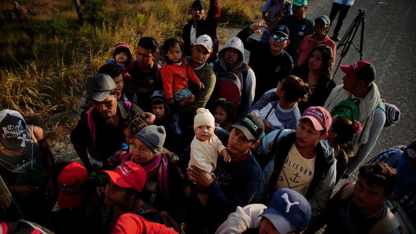 VIDEO: Migrante hondureña se reúne con su bebé de un año, tras ser separadas en la frontera entre EE.UU. y México hace un mes