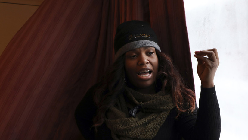 Reserva decenas de habitaciones de hotel para ayudar a los sinhogar a sobrevivir el frío extremo en Chicago