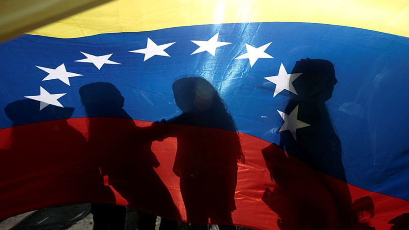MINUTO A MINUTO: La crisis en Venezuela divide al mundo