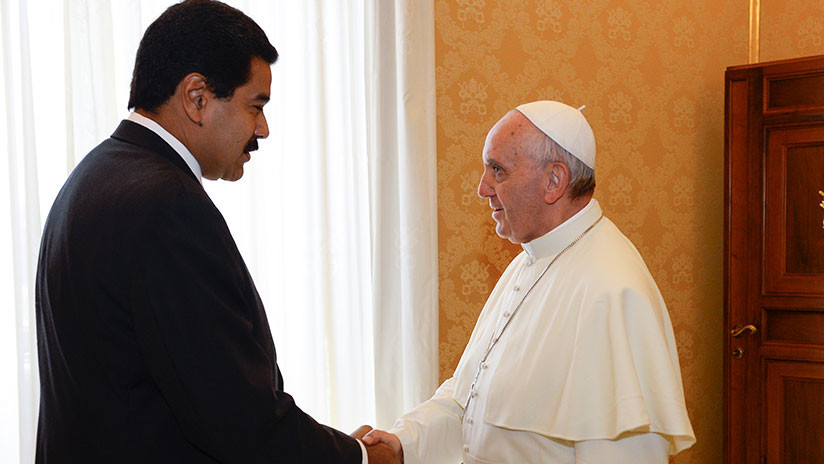 Maduro envía una carta al papa Francisco para que ayude a facilitar el diálogo en Venezuela