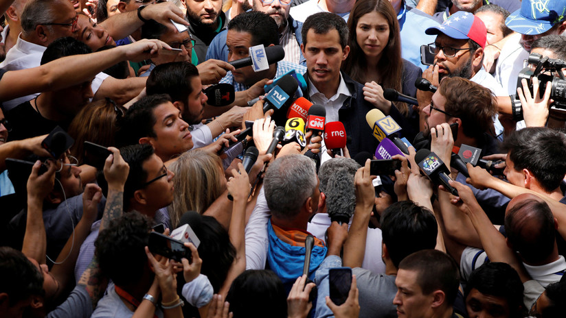 "Las democracias mundiales tienen derecho a buscar el cambio de régimen": La crisis de Venezuela y la estampida del periodismo