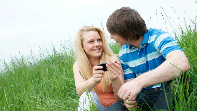 El amor en tiempos de Tinder: Сómo las citas en línea se han convertido en un fenómeno social sin marcha atrás