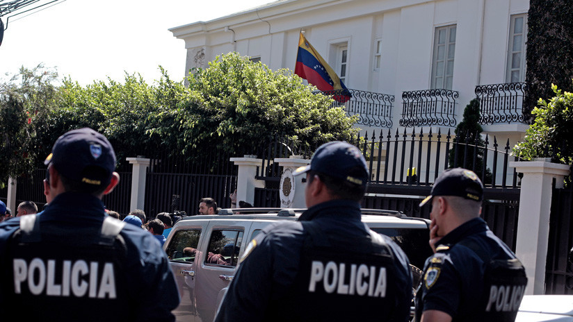Costa Rica deplora que la misión de Guaidó haya tomado la embajada de Venezuela