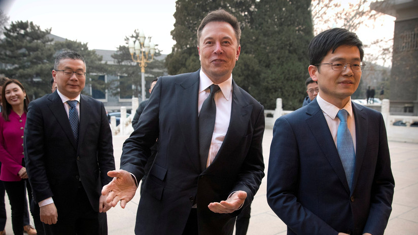 Elon Musk asegura que el Tesla sin conductor estará listo este año pero aún necesitará de un humano