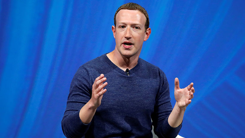 Zuckerberg reprueba la intromisión de cámaras en el hogar y le recuerdan que Facebook vende ese tipo de dispositivos