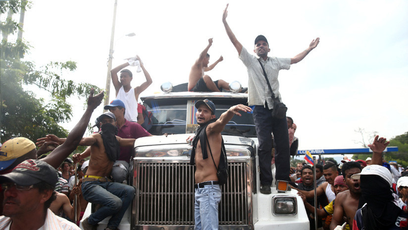 Colombia ordena el regreso de los camiones con "ayuda humanitaria" que se dirigían a Venezuela