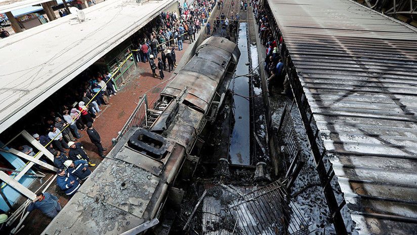 VIDEO: Momento exacto de la explosión de un tren en Egipto que dejó decenas de muertos