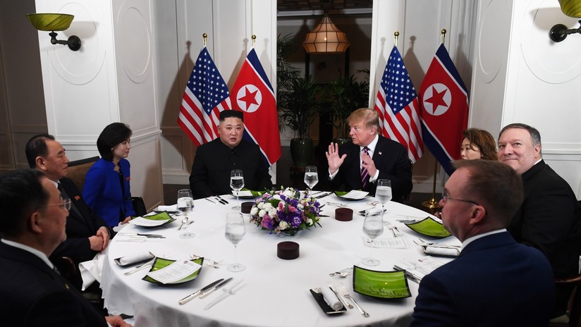 Trump a periodistas: "Pagarían por escuchar nuestra conversación con Kim Jong-un"