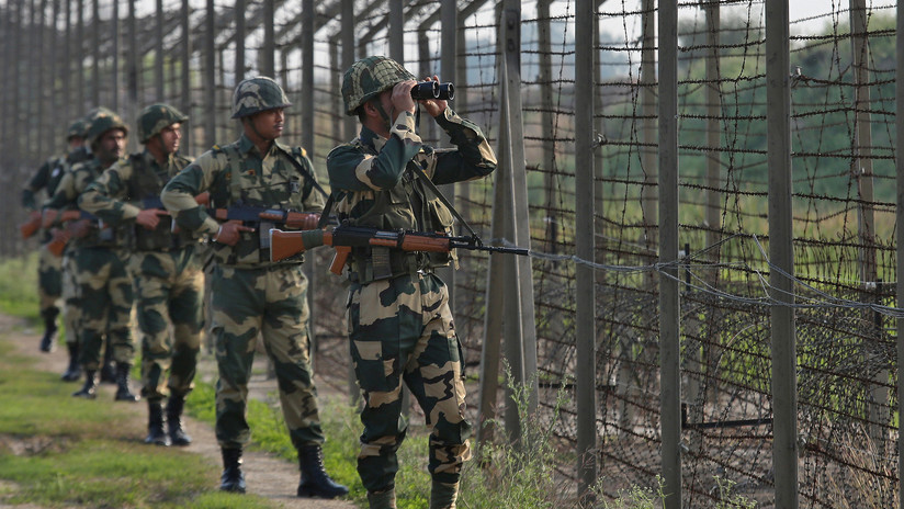 Reportan un ataque de Pakistán contra poblados en la frontera con la India