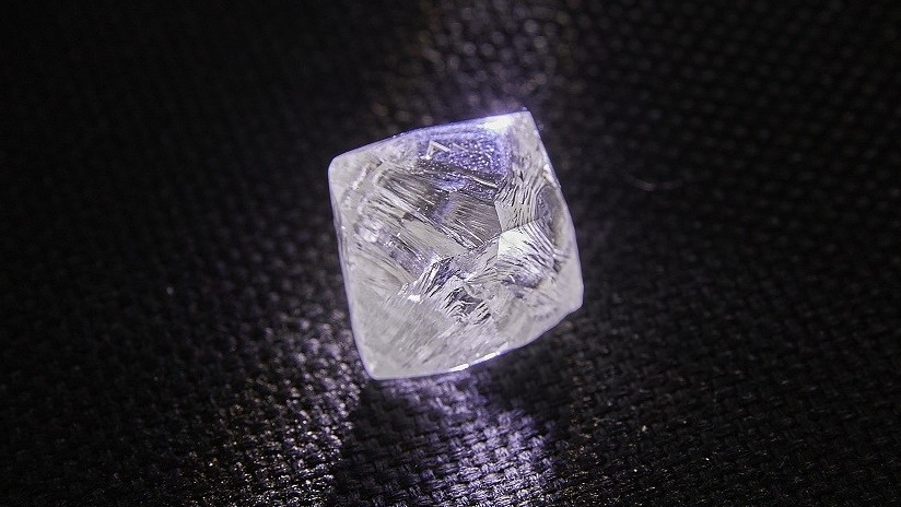 Hallan en Rusia un inusual diamante de calidad gema de casi 100 quilates