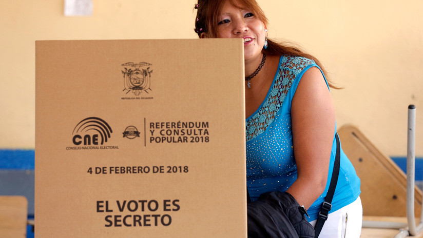 Los ecuatorianos acuden a las urnas: ¿Qué eligen y por qué se ha generado controversia?