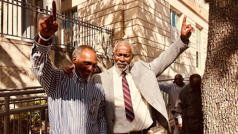 Un hombre y su sobrino quedan en libertad tras haber pasado más de 42 años injustamente en prisión en EE.UU. (VIDEO, FOTO)