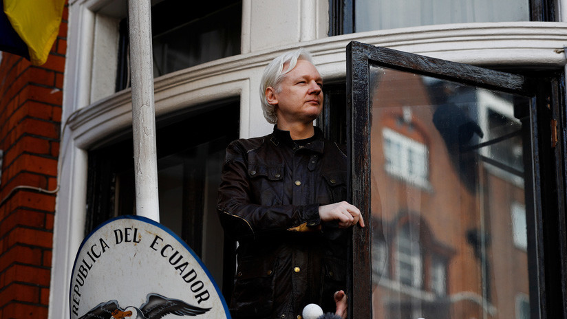 Presidente Moreno dice que Assange ha violado el acuerdo para permanecer en la Embajada de Ecuador