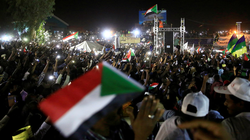 Intereses, injerencias y golpe militar: ¿Ha habido una revolución en Sudán?