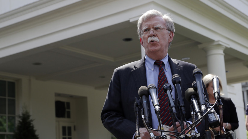 John Bolton llama a un "cambio de régimen" en Venezuela