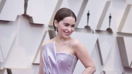 FOTOS: Emilia Clarke revela imágenes de su estadía en el hospital tras sufrir un aneurisma cerebral