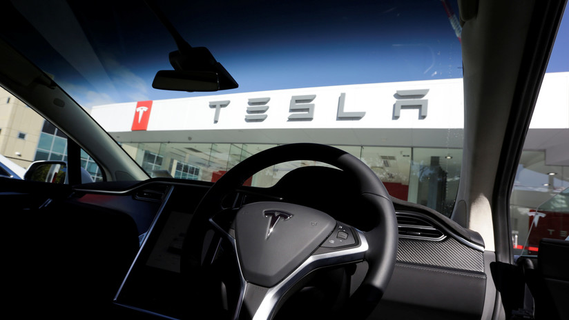Demandan a Tesla por la muerte de un ingeniero de Apple que conducía un coche de la compañía de Musk