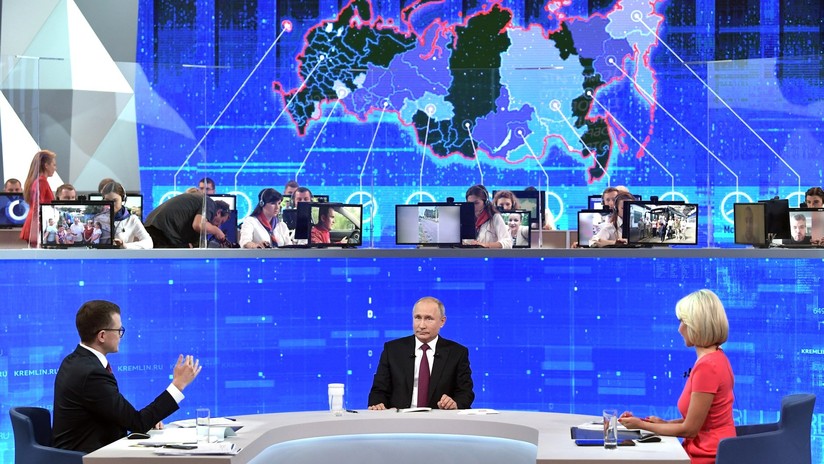 "Tengo pruebas y testigos": Putin responde con ironía al ser preguntado si es alienígena (VIDEO)